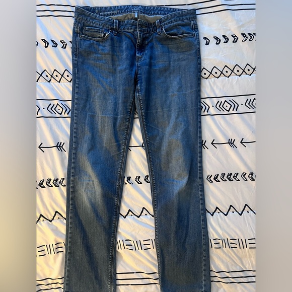 LOFT Classic Straight Leg Jeans in Dark Blue - Picture 3 of 6